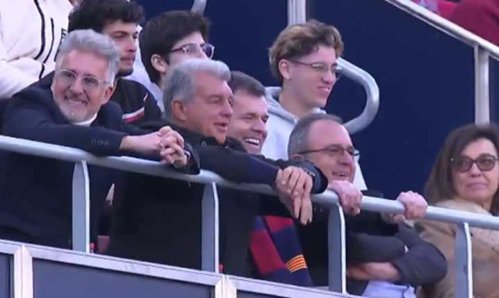 REAKCJA LAPORTY na przyśpiewkę: ''KTO NIE SKACZE, TEN MADRIDISTA'' xD [VIDEO]